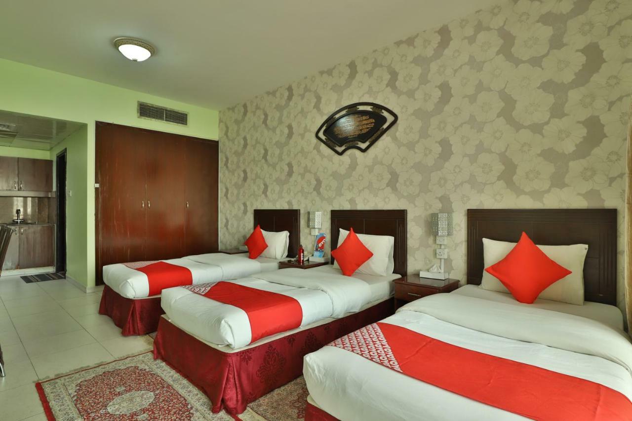 Oyo 261 Remas Hotel Apartment Дубай Екстериор снимка